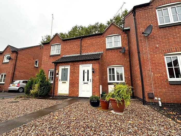 2 Bedroom Town House For Sale In Horninglow Croft, Horninglow, Burton-on-Trent, DE13