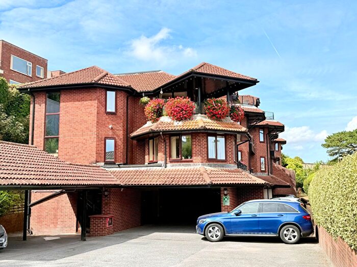 2 Bedroom Flat For Sale In Chelston, Torquay, TQ2