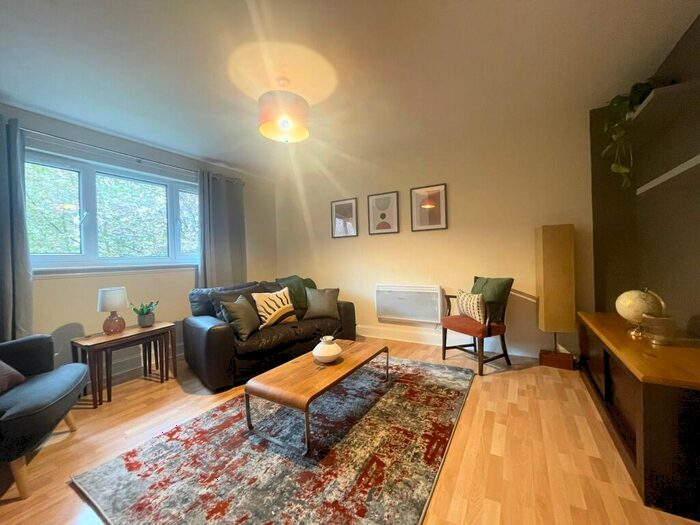 1 Bedroom Flat To Rent In Quarryknowe Street, Parkhead, Glasgow, G31