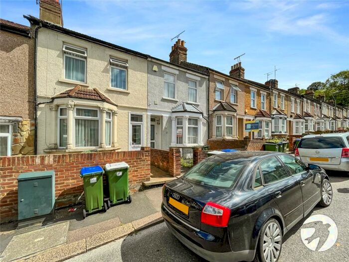 3 Bedroom House To Rent In Ashburnham Road, Belvedere, Kent, DA17