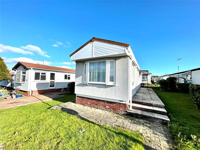 2 Bedroom Park Home For Sale In Main Road, Tower Park, Hullbridge, Essex, SS5