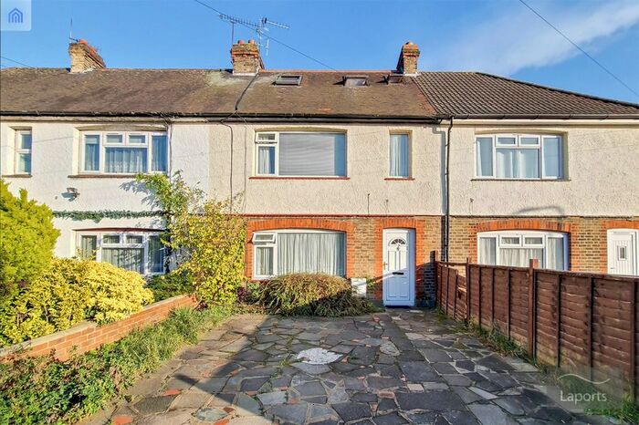 4 Bedroom Terraced House To Rent In Clitterhouse Road, London, NW2
