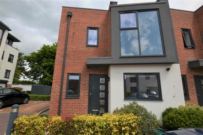 2 Bedroom Property To Rent In Southgate Street, Gloucester, GL1