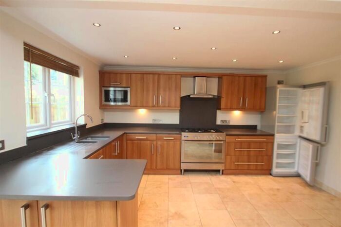 5 Bedroom End Of Terrace House To Rent In Tudor Well Close, Stanmore, HA7