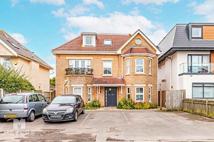 3 Bedroom Flat To Rent In Sandy Reach, Southwood Avenue, Southbourne, BH6