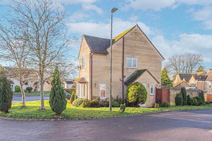 2 Bedroom Semi Detached House For Sale In Longtree Close, Tetbury, GL8