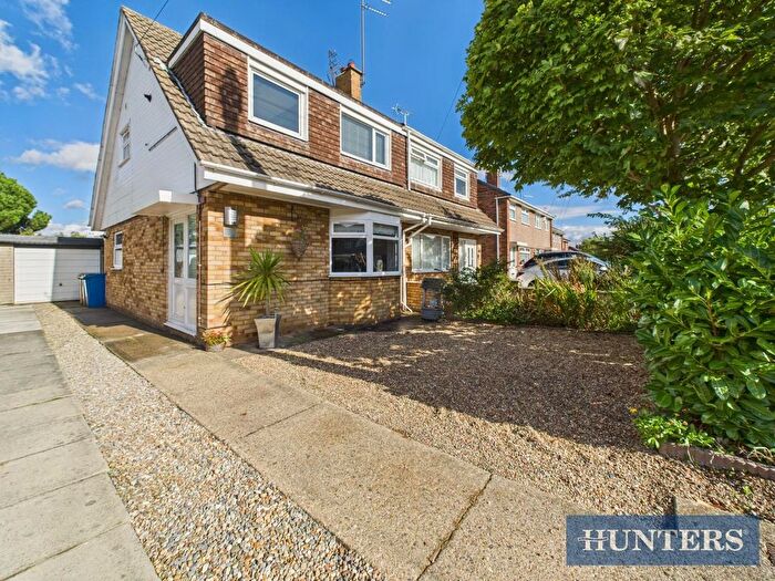 3 Bedroom Semi-detached House For Sale In Laughton Road, Beverley, HU17