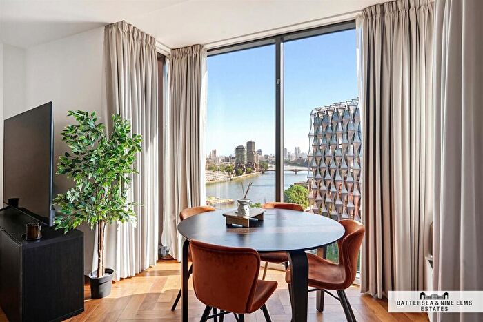 2 Bedroom Apartment For Sale In Ambassador Building, Embassy Gardens, London, SW11