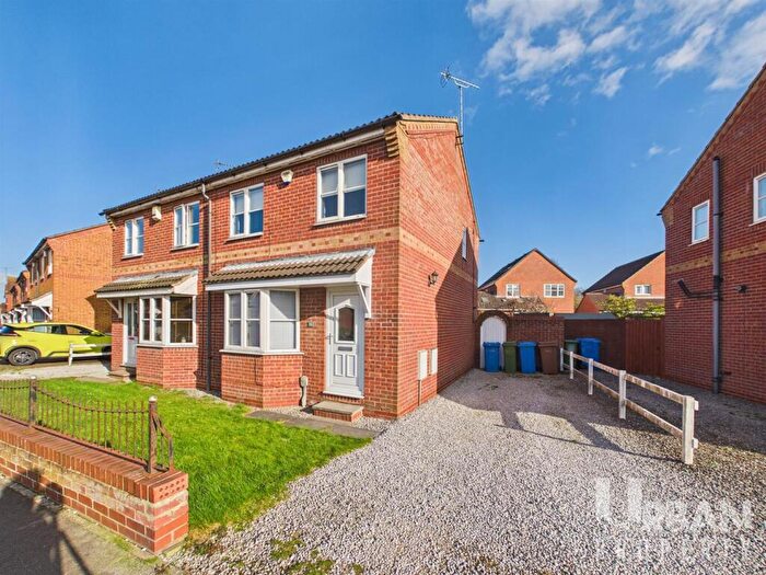 3 Bedroom Semi-Detached House For Sale In Cleeve Road, Hedon, Hull, HU12