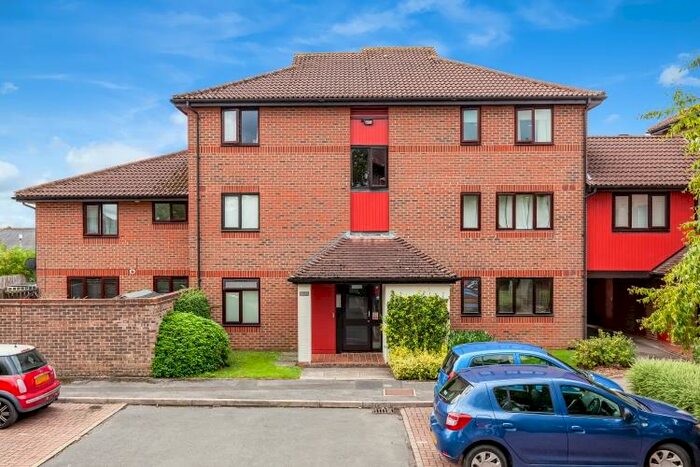 1 Bedroom End Of Terrace House To Rent In Cullerne Close, Abingdon, OX14