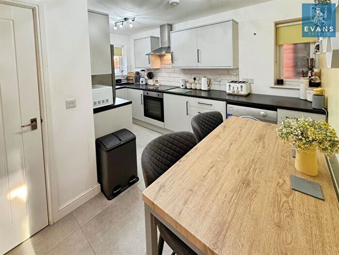 2 Bedroom Semi-Detached House For Sale In Marra Close, Keresley End, Coventry, CV7