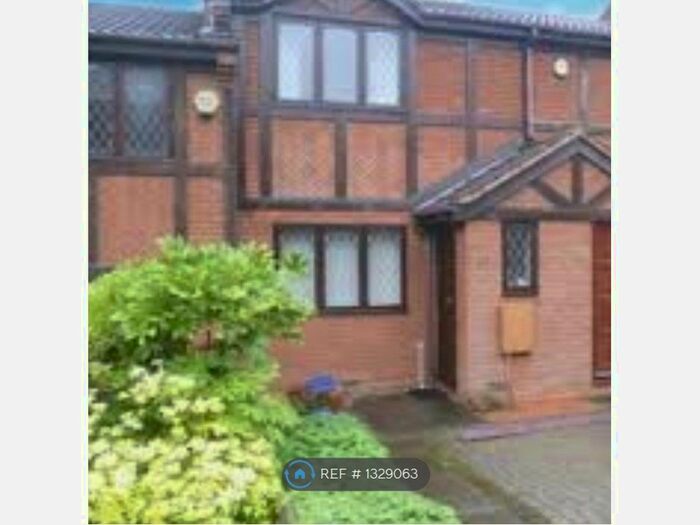 2 Bedroom Terraced House To Rent In Park Mews, Birmingham, B29