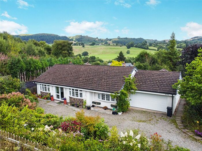 3 Bedroom Bungalow For Sale In Coed Llan Lane, Llanfyllin, Powys, SY22