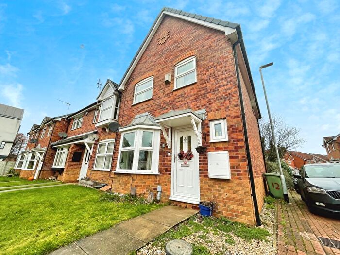 3 Bedroom End Of Terrace House To Rent In Silkstone Court, Leeds, West Yorkshire, LS15