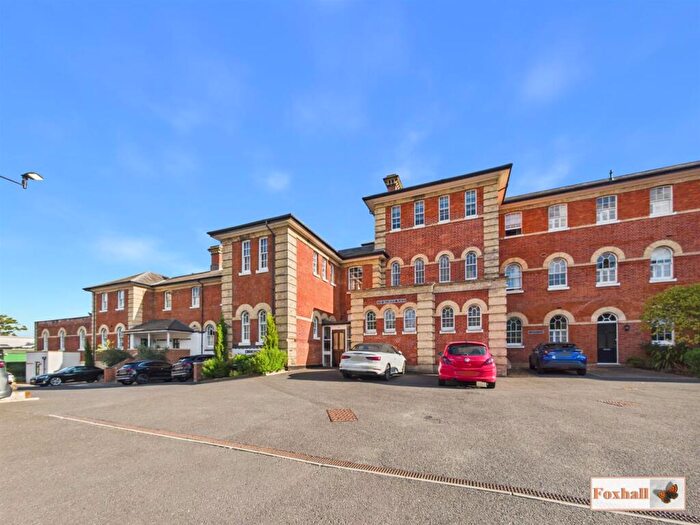 2 Bedroom Flat For Sale In Ribbans Park Road, Ipswich, IP3