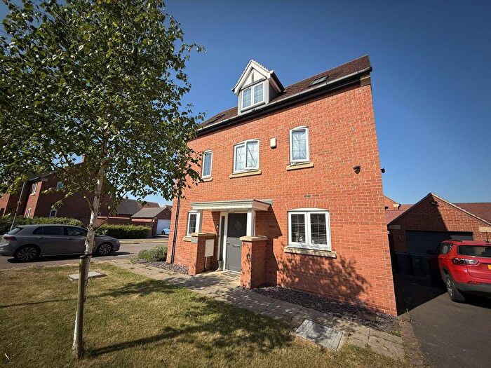 3 Bedroom House To Rent In Bluebell Place, Lutterworth, LE17