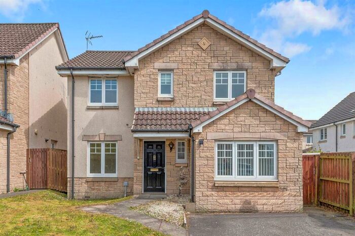 4 Bedroom Detached House For Sale In Lind Place, Dennyloanhead, FK4