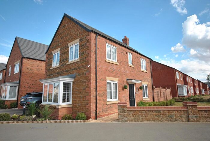 3 Bedroom Detached House For Sale In Marram Crescent, Harpole, Northampton, NN7