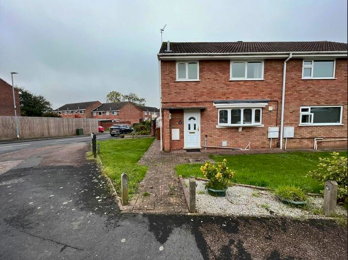 3 Bedroom Property To Rent In Edendale Road, Melton Mowbray, LE13