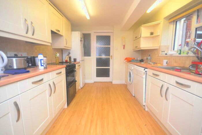 4 Bedroom Terraced House To Rent In Hatherley Road, Reading, RG1