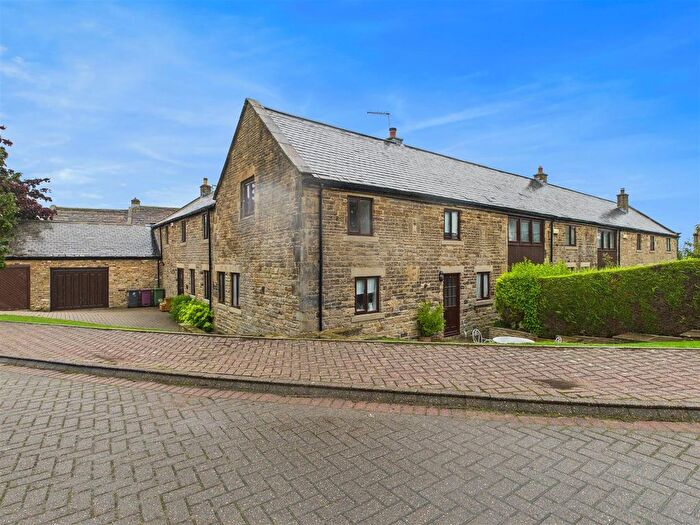2 Bedroom Barn Conversion For Sale In Barley Mews, Dronfield Woodhouse, Dronfield, S18