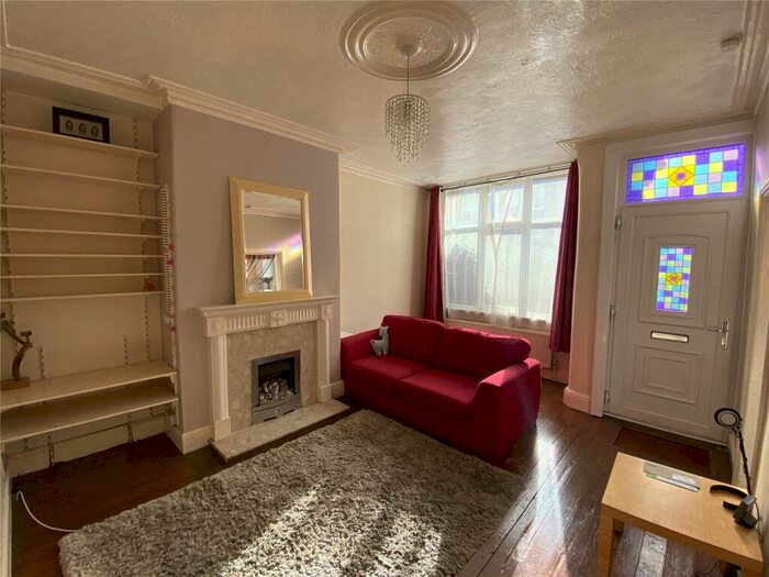 2 Bedroom Terraced House To Rent In Sutherland Mount, Leeds, West Yorkshire, LS9