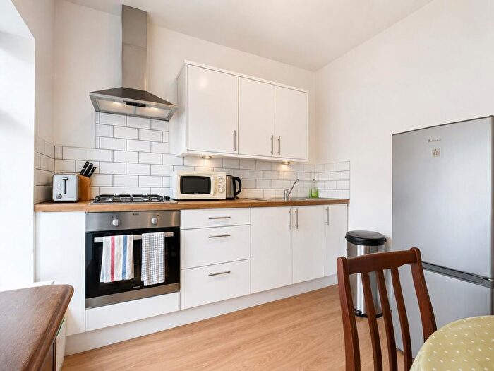1 Bedroom Flat To Rent In Cardiff Road, Taffs Well, Cardiff, CF15