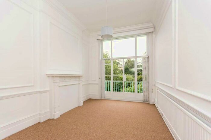 1 Bedroom Apartment To Rent In Hamilton Terrace, St Johns Wood, London, NW8