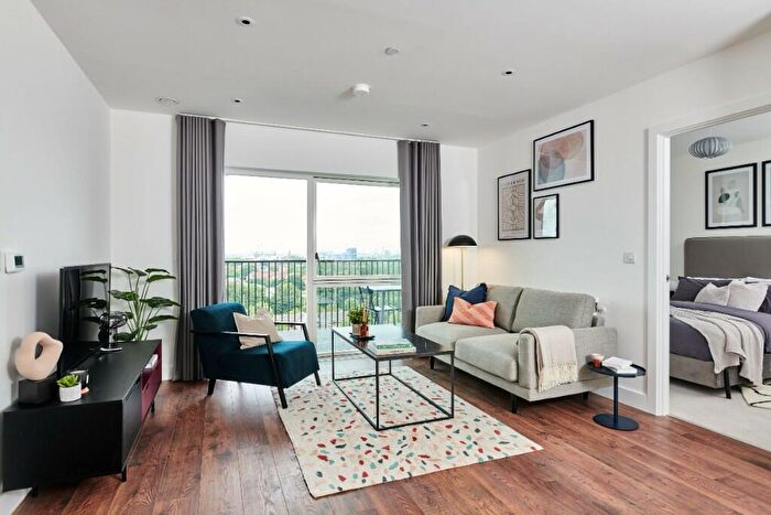 2 Bedroom Apartment To Rent In Apo - Barking Wharf, IG11