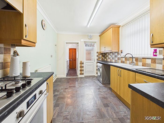 2 Bedroom Terraced House For Sale In Walliker Street, Hull, HU3