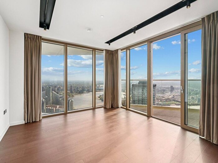 2 Bedroom Apartment For Sale In One Park Drive, London, E14