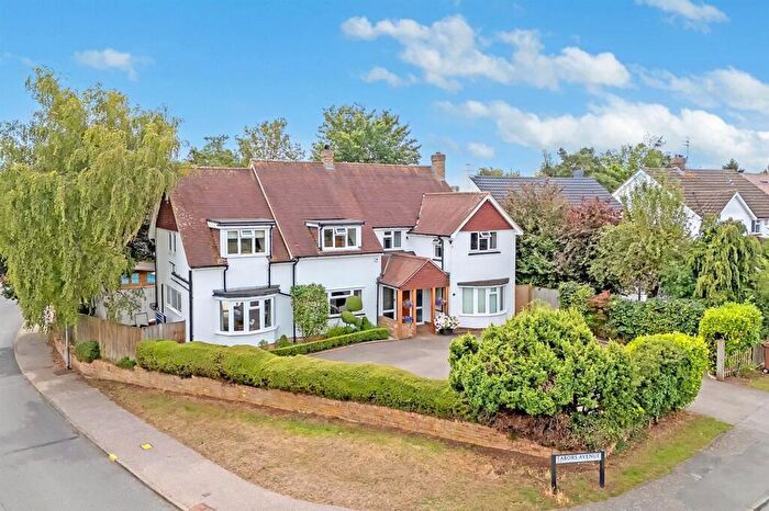 6 Bedroom Detached House For Sale In Tabors Avenue, Great Baddow, CM2