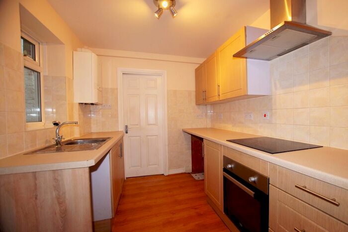 1 Bedroom Flat To Rent In West Terrace, Scarborough, YO11