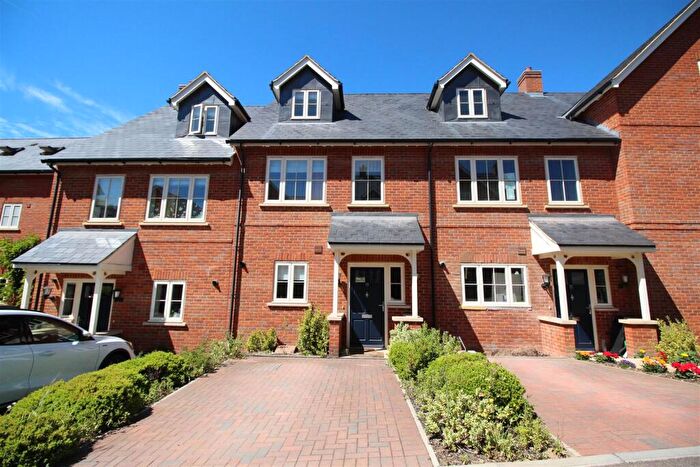 3 Bedroom House To Rent In St Andrews Place, Hitchin, Hertfordshire, SG4