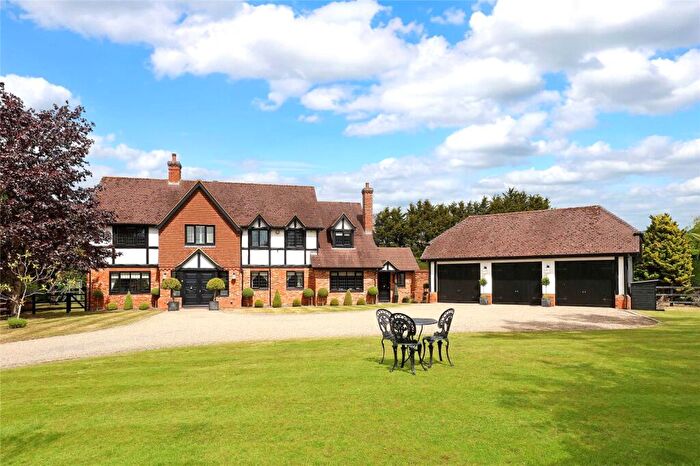 5 Bedroom Detached House For Sale In Harvest Hill, Bourne End, Buckinghamshire, SL8