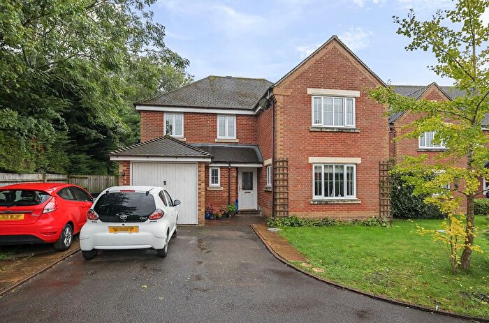 4 Bedroom Detached House For Sale In Lynams, Church Crookham, Fleet, GU52