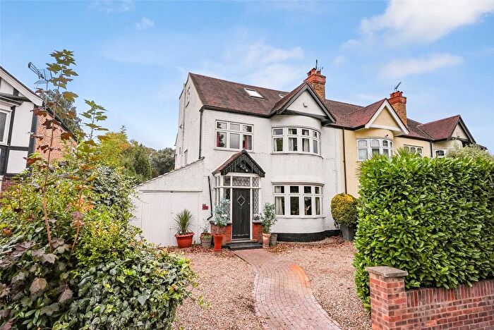 4 Bedroom Semi-detached House For Sale In Strawberry Vale, Twickenham, TW1