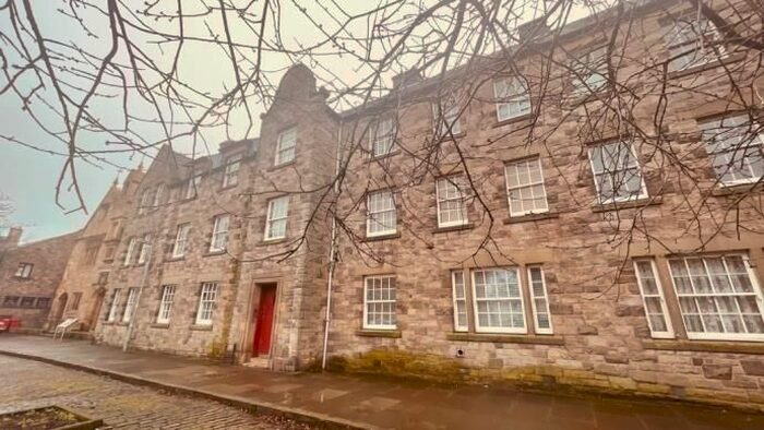 2 Bedroom Flat To Rent In High Street, Dalkeith, EH22