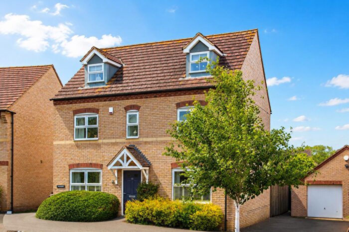 5 Bedroom Detached House For Sale In Cranford Road, Burton Latimer, NN15