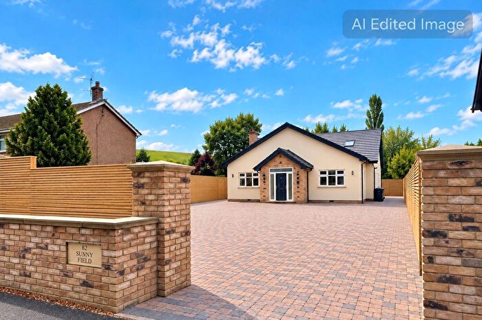 5 Bedroom Detached House For Sale In Sheffield Road, Glossop, SK13