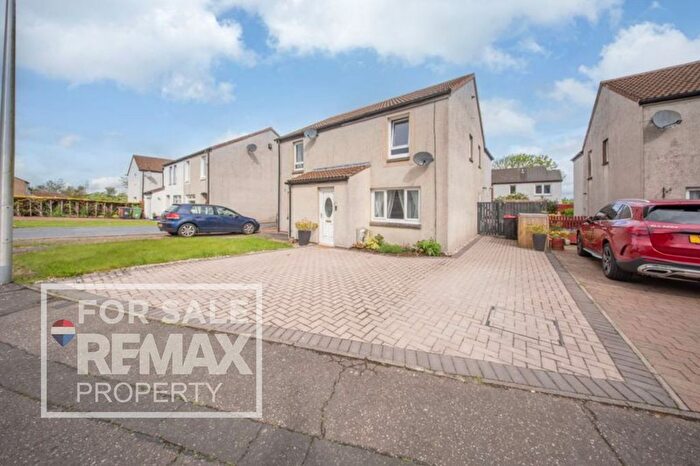 3 Bedroom Semi-Detached House For Sale In Castle Crescent, East Calder, EH53