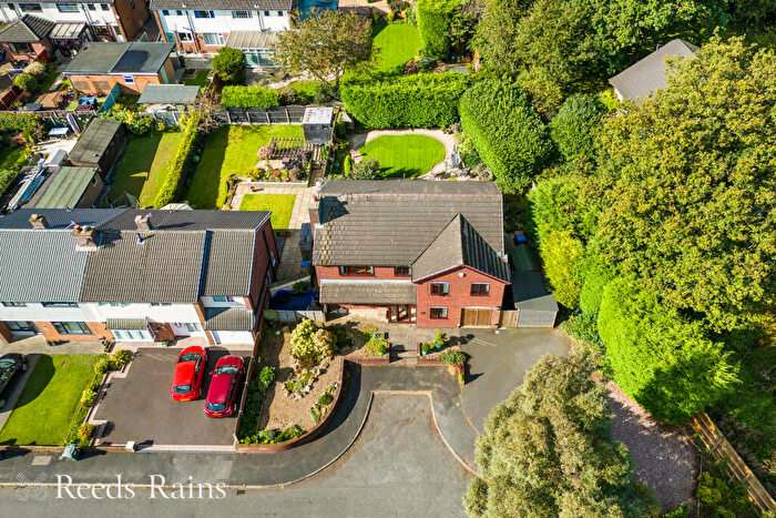 5 Bedroom Detached House For Sale In Rowan Grove, Chorley, Lancashire, PR6