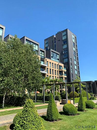 2 Bedroom Flat To Rent In Central Avenue, SW6