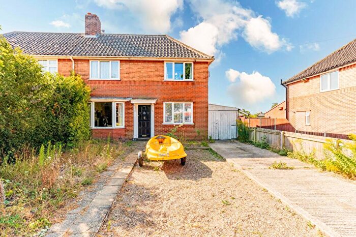 3 Bedroom Semi-Detached House For Sale In Elm Grove Lane, Norwich, NR3