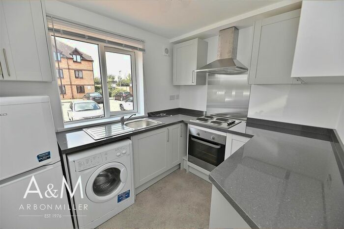 1 Bedroom Flat To Rent In Spring Close, Chadwell Heath, Romford, RM8