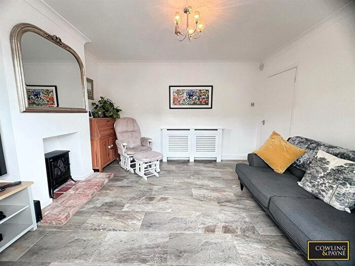 3 Bedroom End Of Terrace House For Sale In Station Avenue, Wickford, SS11