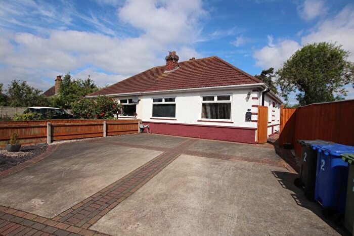 3 Bedroom Semi Detached Bungalow For Sale In Southfield Avenue, Scartho, DN33