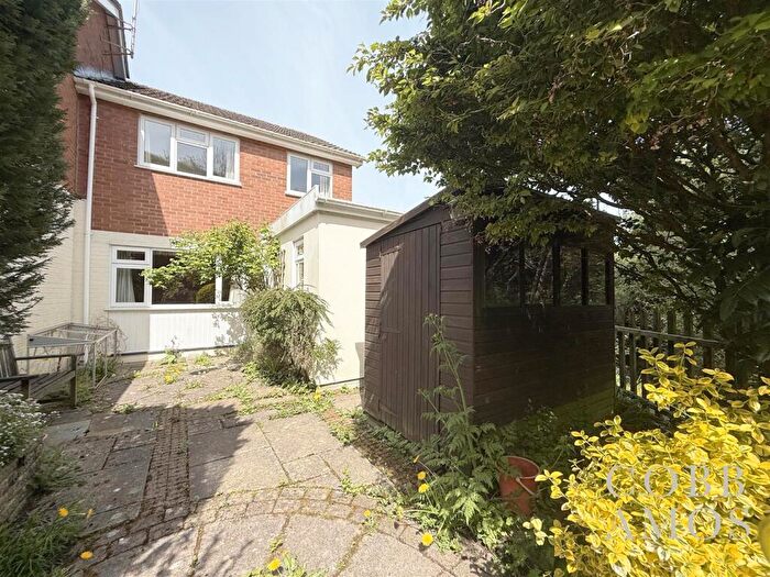 3 Bedroom End Of Terrace House For Sale In The Cwm, Knighton, LD7