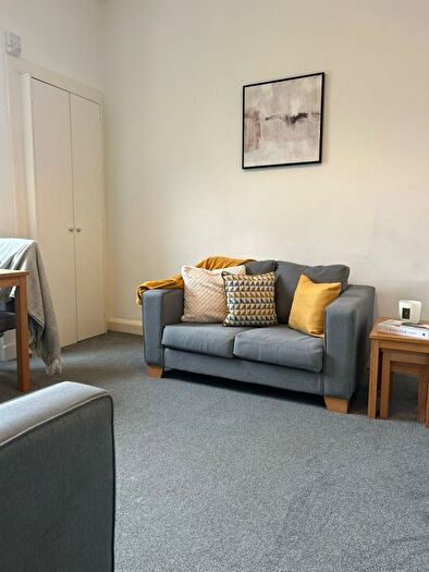 1 Bedroom Flat To Rent In Orwell Terrace, Dalry, Edinburgh, EH11