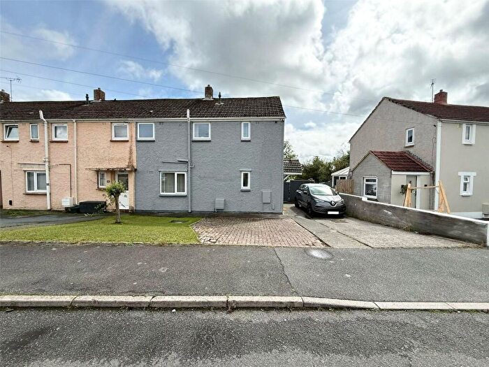 3 Bedroom End Of Terrace House For Sale In Delapoer Drive, Haverfordwest, Dyfed, SA61